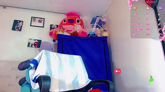 Snapshot of nicol_gill_ chatting on 01-18-25, 02:23 nicol gill online show from 01-18-25, 02:23