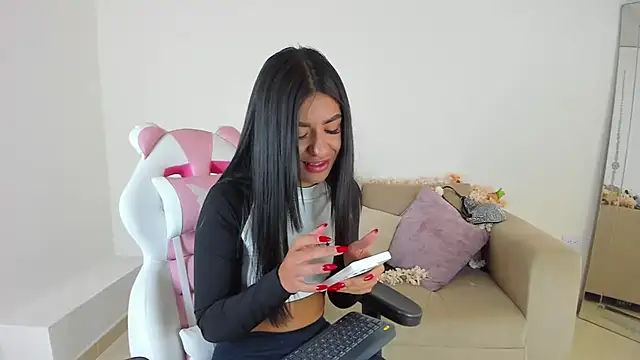 Charlotte cowell sub1  online show from 03-08-25, 04:50