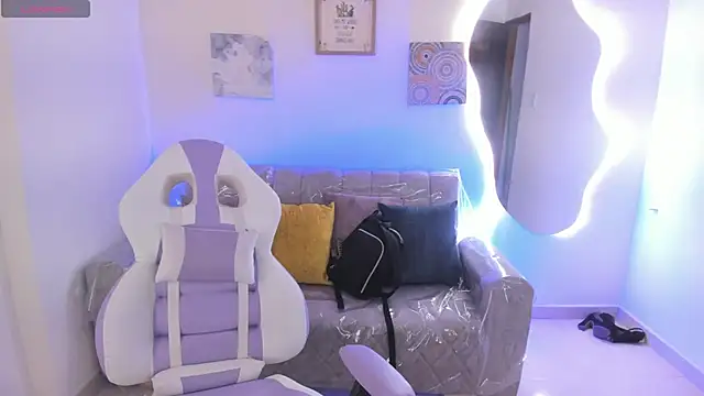 Charlotte cowell sub1  online show from 11-27-25, 03:03