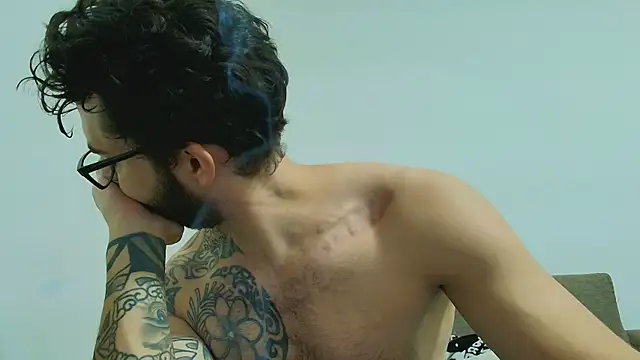 thomas gun online show from 04-09-26, 02:22