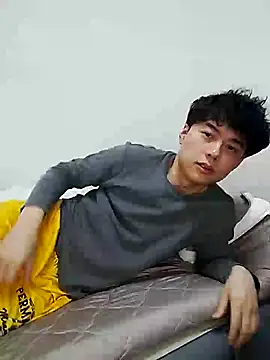 Snapshot of whitebriefboy chatting on 01-31-25, 05:09 whitebriefboy online show from 01-31-25, 05:09