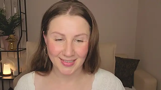 Helens love online show from 06-17-26, 02:36
