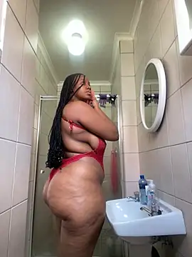 Snapshot of Candy_Love_18 chatting on 11-13-25, 10:14 Candy Love 18 online show from 11-13-25, 10:14