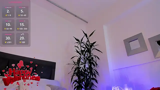 Snapshot of ebony_hot1 chatting on 02-14-25, 01:40 ebony hot1 online show from 02-14-25, 01:40