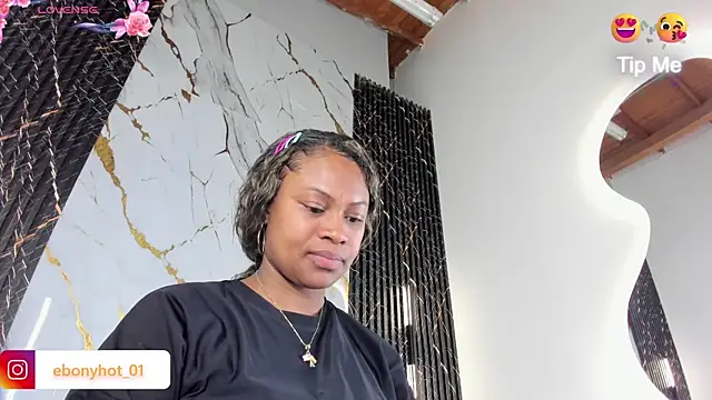 Snapshot of ebony_hot1 chatting on 09-20-25, 04:30 ebony hot1 online show from 09-20-25, 04:30