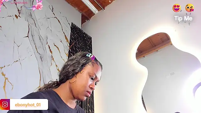 Snapshot of ebony_hot1 chatting on 09-25-25, 01:15 ebony hot1 online show from 09-25-25, 01:15