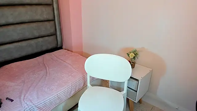 Snapshot of Maria__maria chatting on 03-14-25, 01:05 Maria maria online show from 03-14-25, 01:05