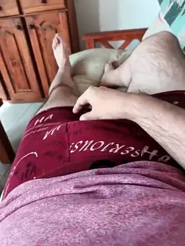 ReyDeCora online show from 10-20-25, 07:03