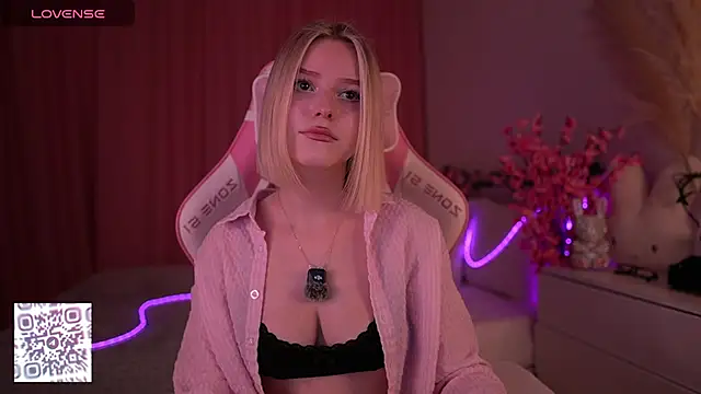 Dragonwind online show from 04-12-26, 01:10