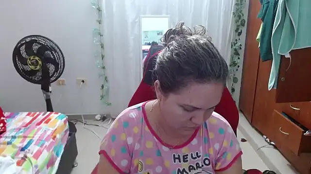 helenca43 online show from 09-18-25, 10:17