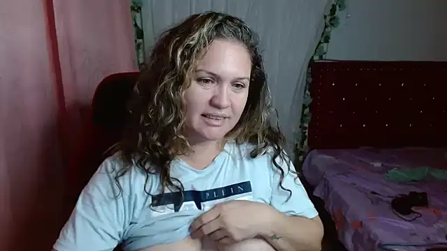 helenca43 online show from 11-19-25, 09:53