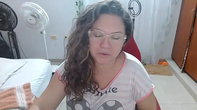 helenca43 online show from 02-01-26, 09:19