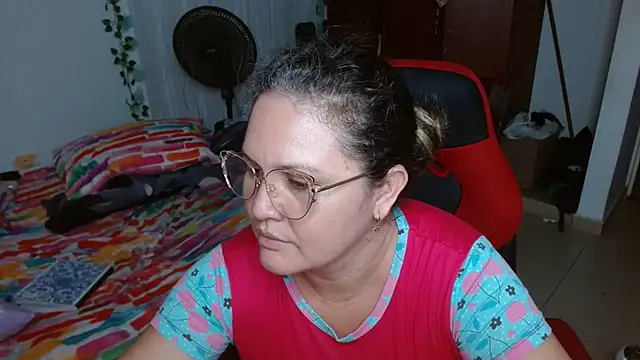 helenca43 online show from 02-24-26, 10:35