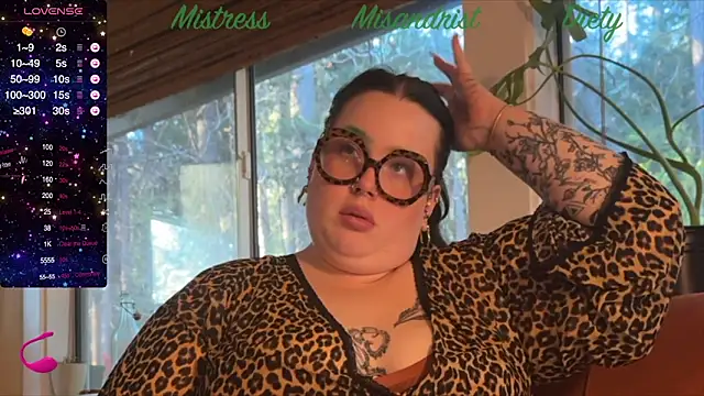 Snapshot of MissBika chatting on 01-23-25, 12:25 MissBika online show from 01-23-25, 12:25