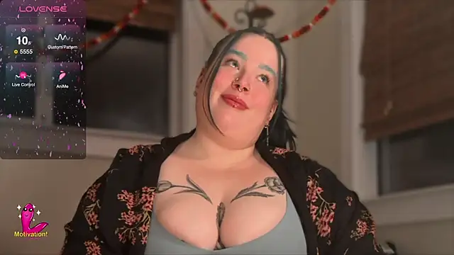 Snapshot of MissBika chatting on 02-26-25, 06:15 MissBika online show from 02-26-25, 06:15