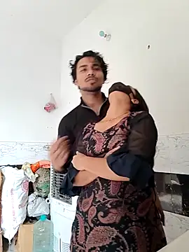 Snapshot of riya190 chatting on 11-23-25, 08:47 riya190 online show from 11-23-25, 08:47