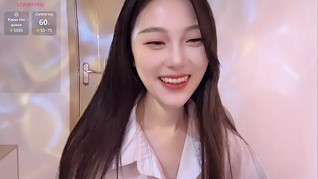 Snapshot of Sweet-Angel999 chatting on 12-28-24, 02:21 Sweet-Angel999 online show from 12-28-24, 02:21