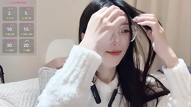 Snapshot of Sweet-Angel999 chatting on 01-16-25, 02:41 Sweet-Angel999 online show from 01-16-25, 02:41