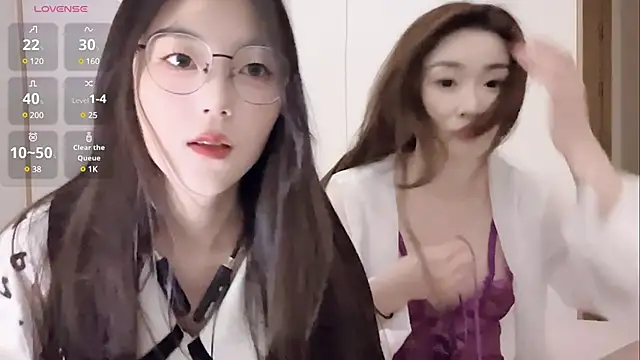 Snapshot of Sweet-Angel999 chatting on 02-02-25, 01:08 Sweet-Angel999 online show from 02-02-25, 01:08