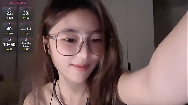 Snapshot of Sweet-Angel999 chatting on 09-14-25, 05:23 Sweet-Angel999 online show from 09-14-25, 05:23