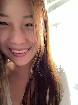 Sweet-Angel999 online show from 04-19-26, 12:00