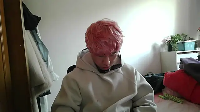 Snapshot of shuai321 chatting on 03-19-25, 09:49 shuai321 online show from 03-19-25, 09:49