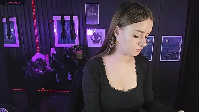 Snapshot of Lily_Moonlight chatting on 01-30-25, 08:01 Lily Moonlight online show from 01-30-25, 08:01