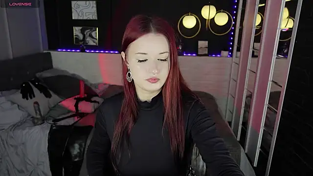 Snapshot of Lily_Moonlight chatting on 10-01-25, 07:25 Lily Moonlight online show from 10-01-25, 07:25