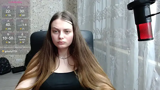 Nana Hot online show from 12-18-24, 07:30