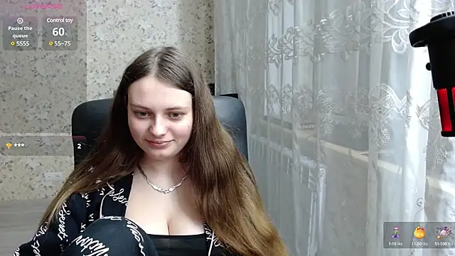 Nana Hot online show from 01-13-25, 04:51