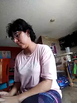 Snapshot of Im_Alma_ chatting on 12-02-24, 04:42 Im Alma online show from 12-02-24, 04:42