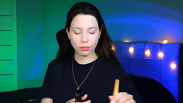 Stacy Gonzales  online show from 02-01-25, 06:21