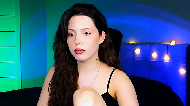 Stacy Gonzales  online show from 02-04-25, 01:06