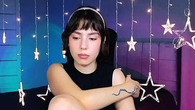 Stacy Gonzales  online show from 11-07-25, 08:36