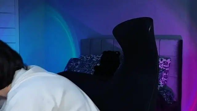 Stacy Gonzales  online show from 02-26-26, 01:10