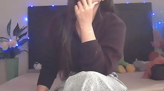 Snapshot of WildRuhi20 chatting on 03-05-25, 11:17 WildRuhi20 online show from 03-05-25, 11:17