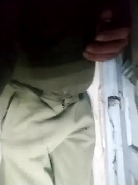 Snapshot of Nik888Nik888 chatting on 02-13-25, 04:07 Nik888Nik888 online show from 02-13-25, 04:07