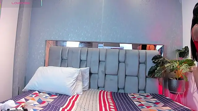 RoseTaylor   online show from 02-18-26, 04:52