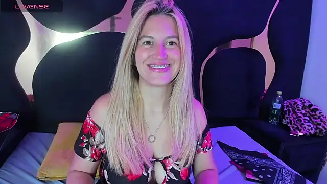 GiaRoussel online show from 02-08-26, 04:21