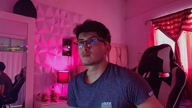 santyago taylor online show from 12-28-24, 06:50