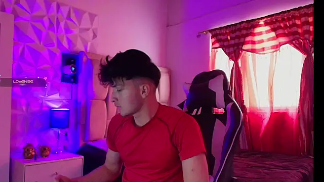 santyago taylor online show from 01-07-25, 06:56