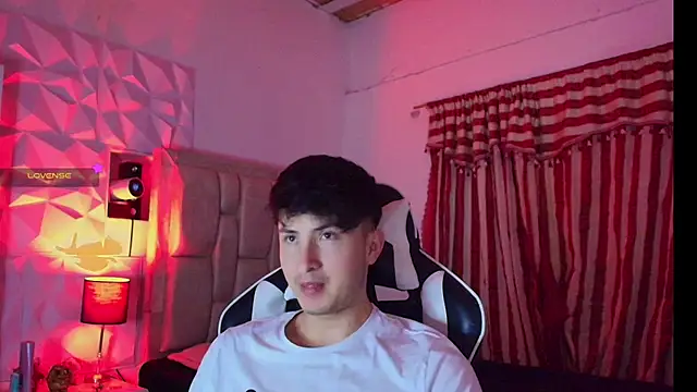 santyago taylor online show from 01-12-25, 12:18