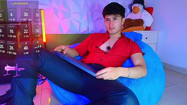 santyago taylor online show from 09-30-25, 06:35