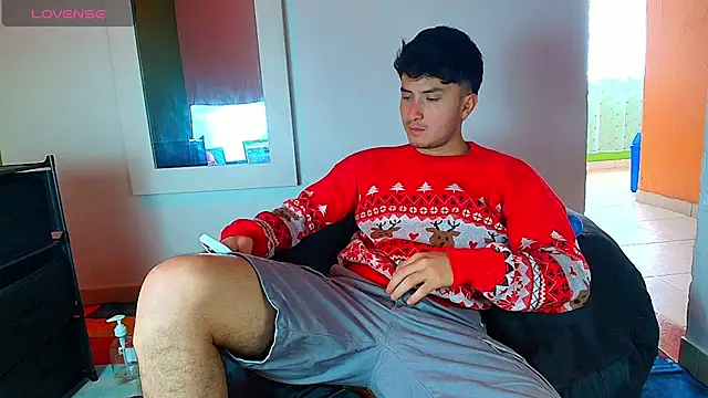 santyago taylor online show from 12-04-25, 06:27