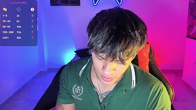 Snapshot of LuciferM_Star chatting on 11-24-25, 02:44 LuciferM Star online show from 11-24-25, 02:44