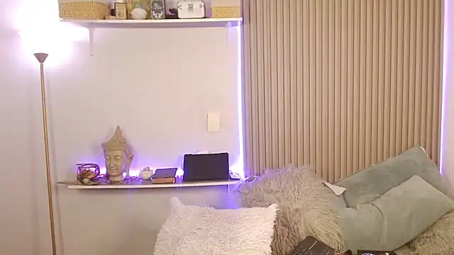 Snapshot of sammy_quinn chatting on 02-08-25, 06:22 sammy quinn online show from 02-08-25, 06:22