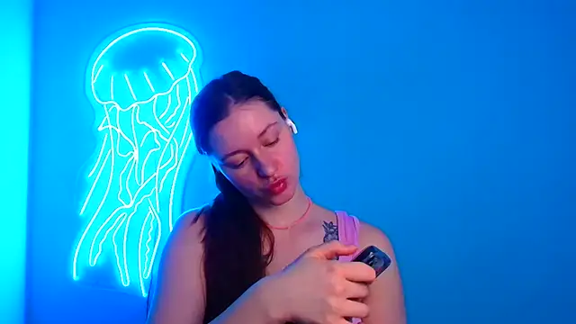 Fantasy July online show from 01-21-25, 09:35