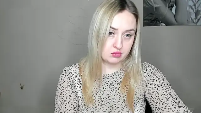 KennaJamess8 online show from 01-15-25, 05:58