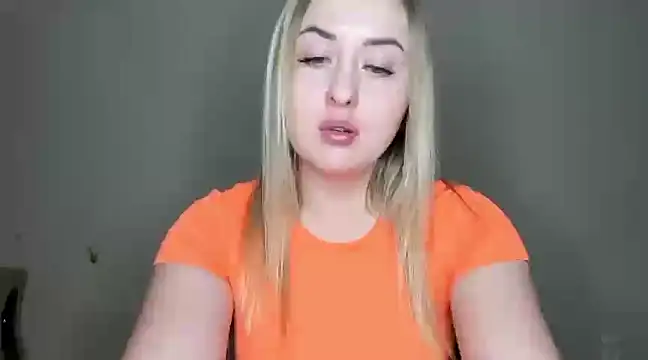 KennaJamess8 online show from 03-04-25, 07:32