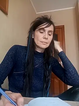 Francenia lolis online show from 02-12-26, 11:27